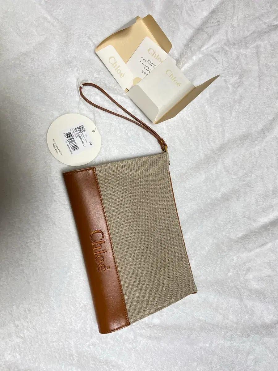 끌로에 센스 지퍼 파우치 카라멜
