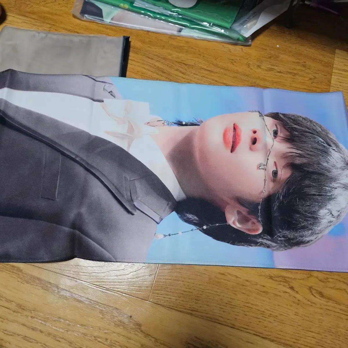 투모로우바이투게더 투바투 TXT 휴닝카이 반슬 반사슬로건 판매 서프님