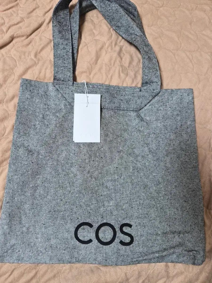 COS(코스) 리퍼포스드 토트백 새상품