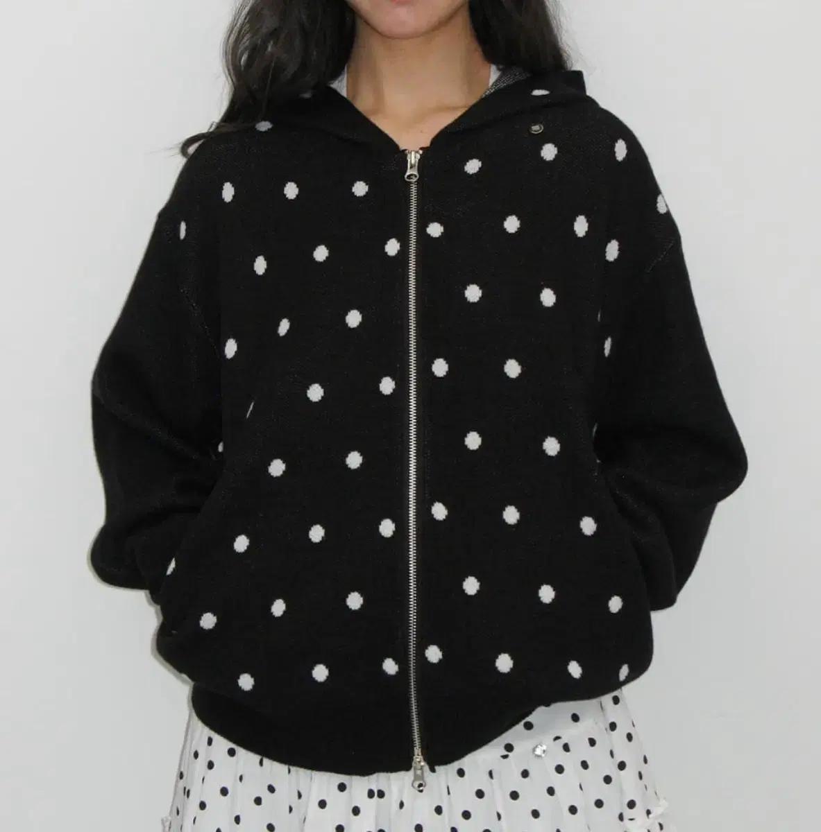 론론 도트 후드 집업 DOT HOODED ZIP UP KNIT