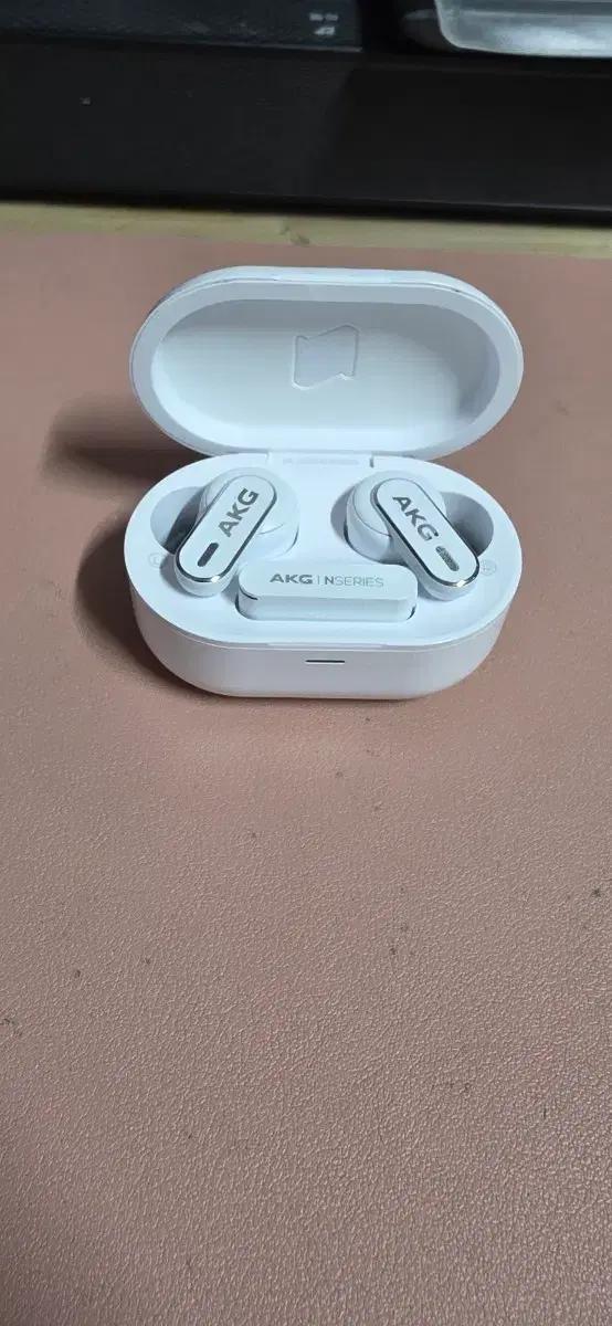 AKG N5 Hybrid 무선 이어폰