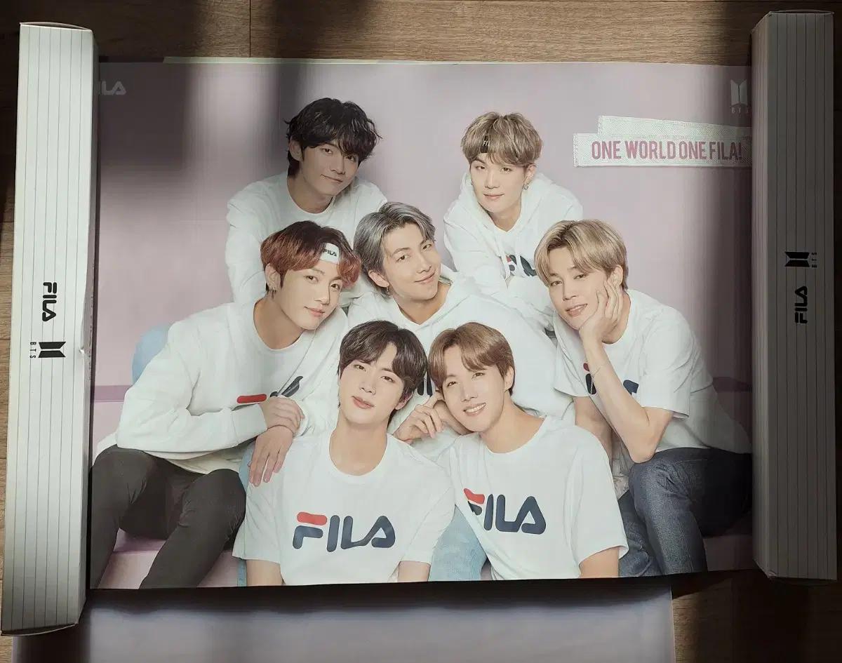 방탄 휠라 포스터 무료나눔 합니다 (2상자)