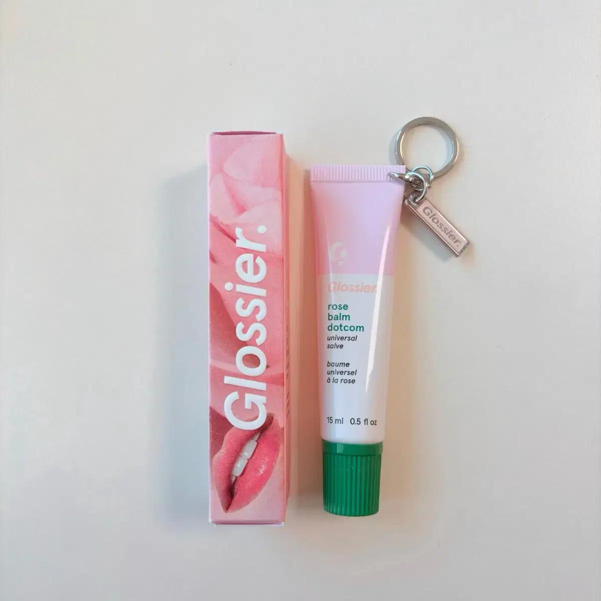 새상품 Glossier 글로시에 밤닷컴 로즈 립밤 + 키링