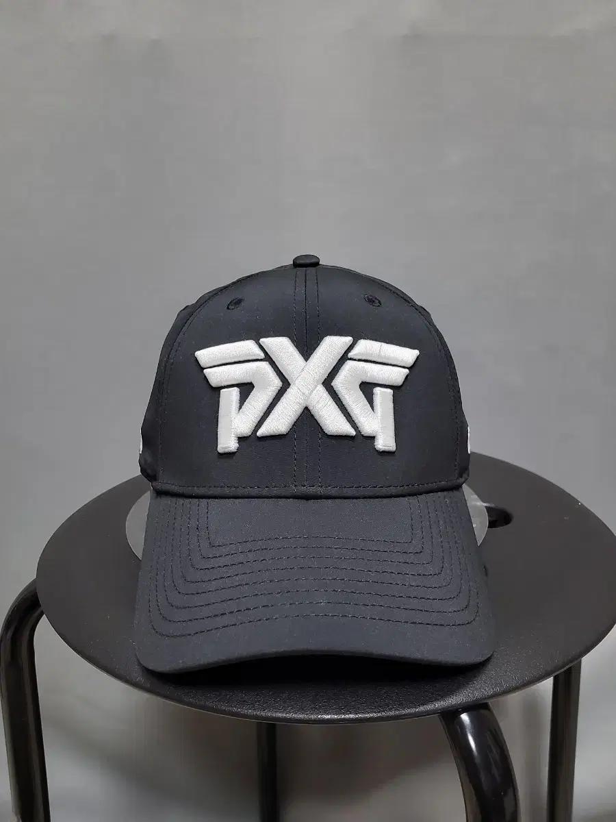 PXG 블랙 볼캡