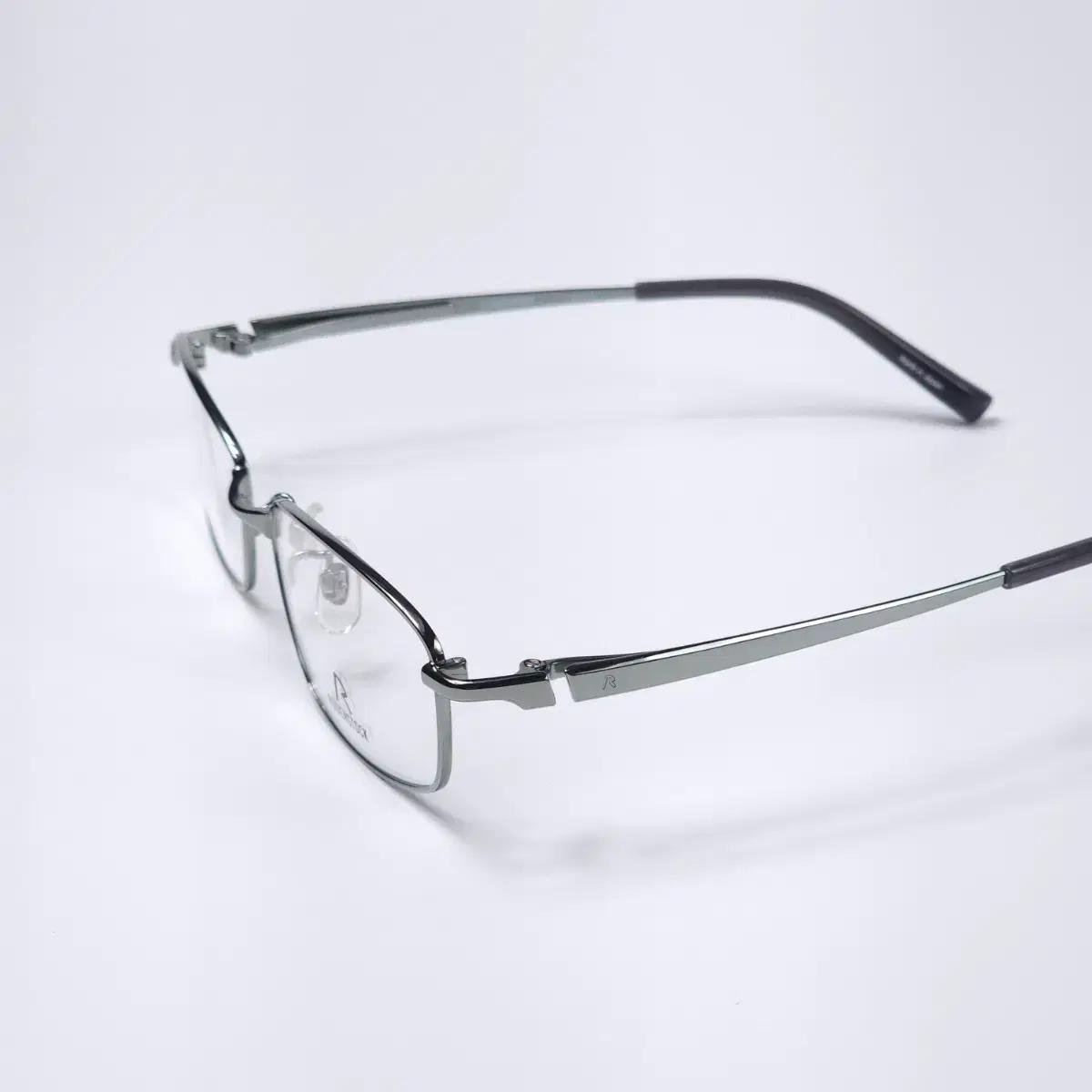 (새상품)로덴스톡 RODENSTOCK 독일 빈티지 티타늄 안경