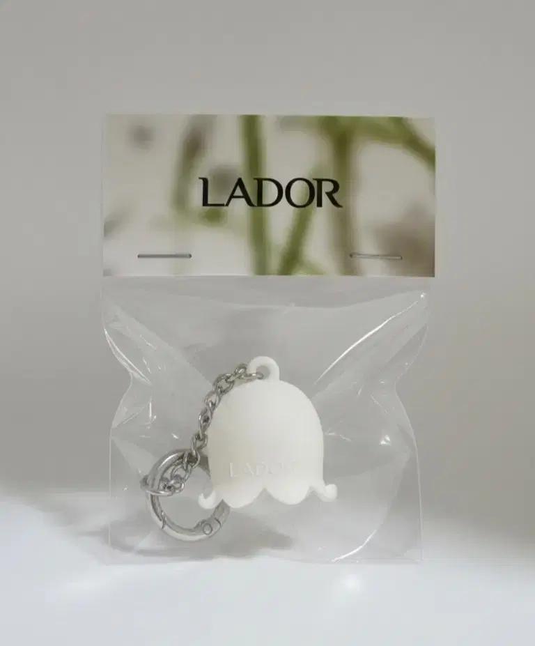 아도르 지민 은방울 꽃 키링 LADOR JIMIN Keychain BTS