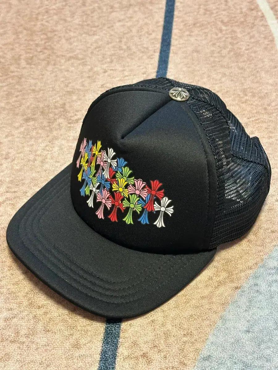 크롬하츠 (Chrome Hearts) 멀티 크로스 세메터리 메쉬캡
