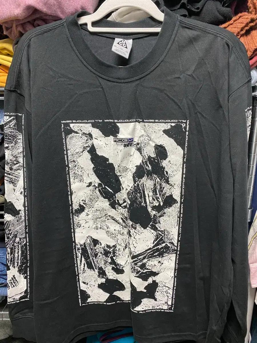 나이키 Acg 롱슬리브 긴팔 투엑라 2xl