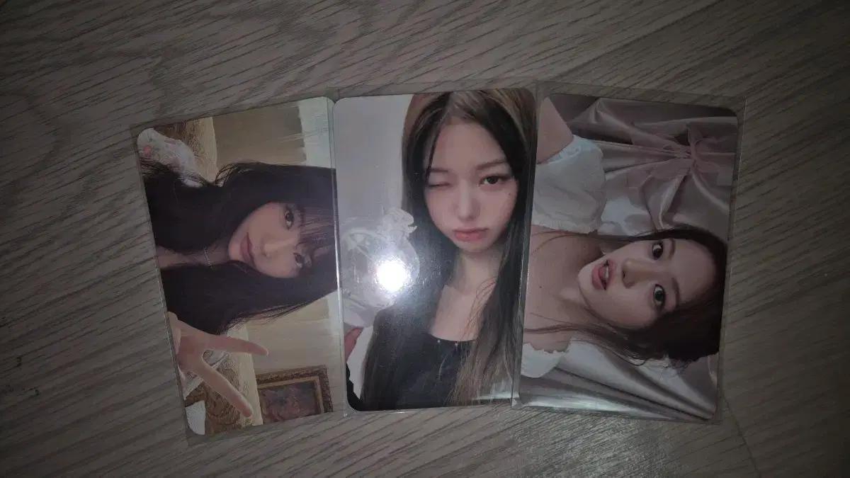 아이브 안유진, 장원영 포토카드 일괄 판매
