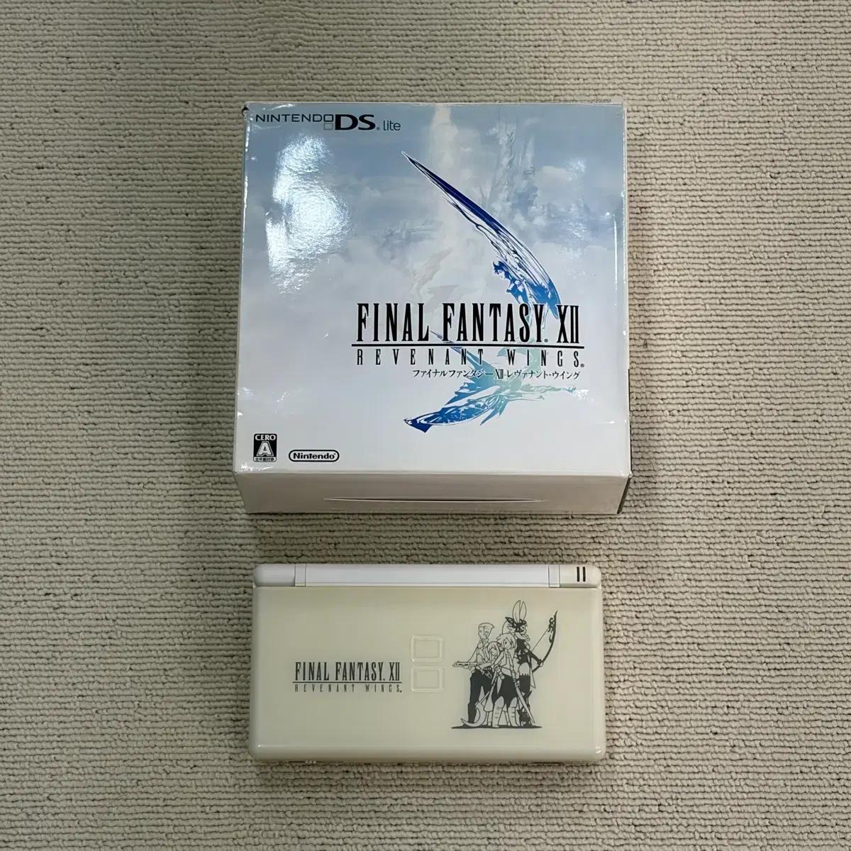 닌텐도 DS LITE 파이널판타지 XII 박스 / DS LITE 에디션