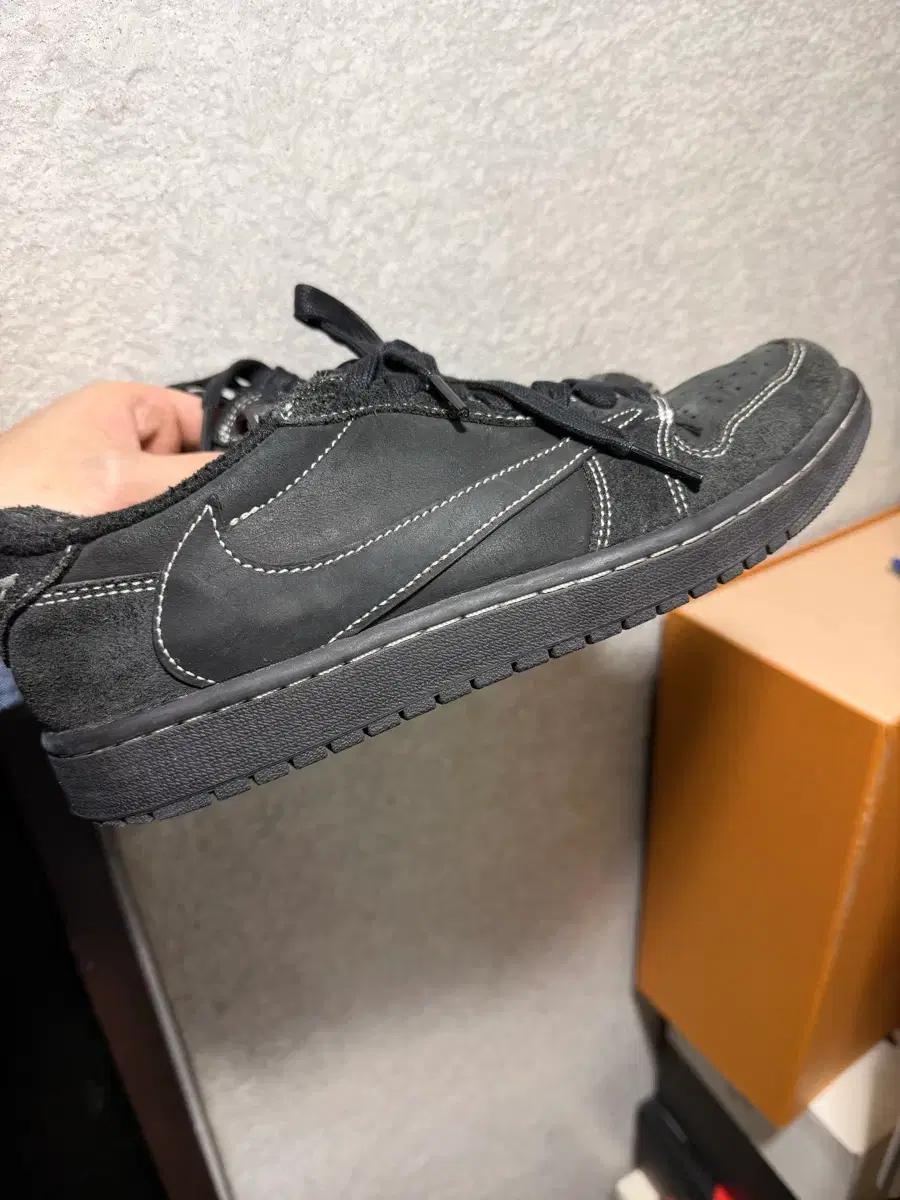 나이키 에어 조던1 트레비스 스캇블랙
