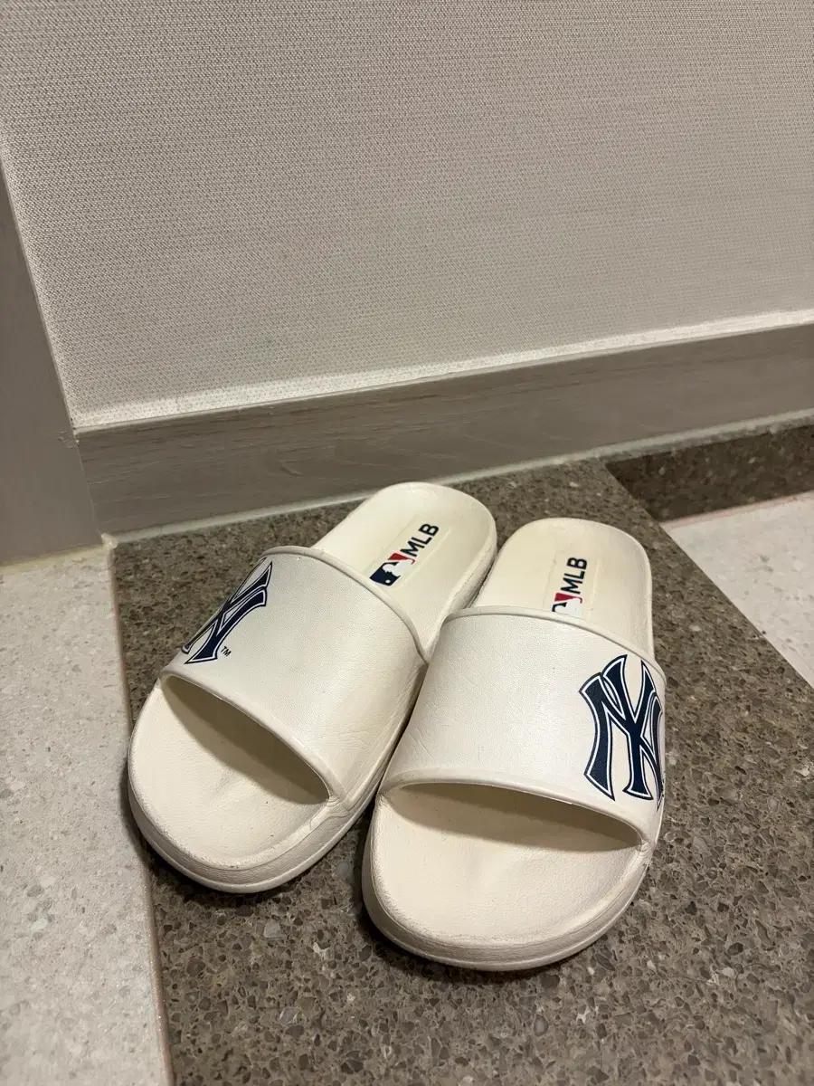 mlb 슬리퍼 240