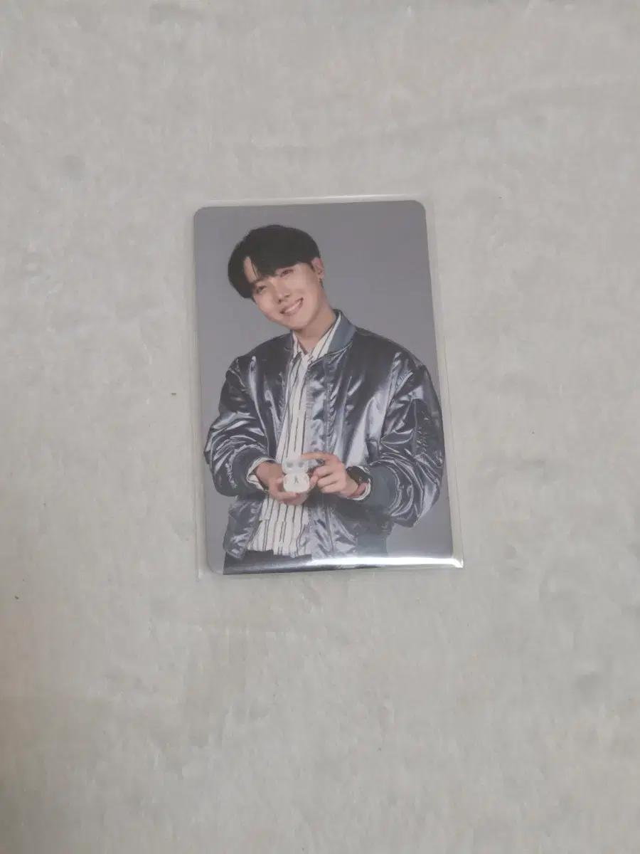 버즈 호석 제이홉 포카 방탄소년단 방탄 BTS