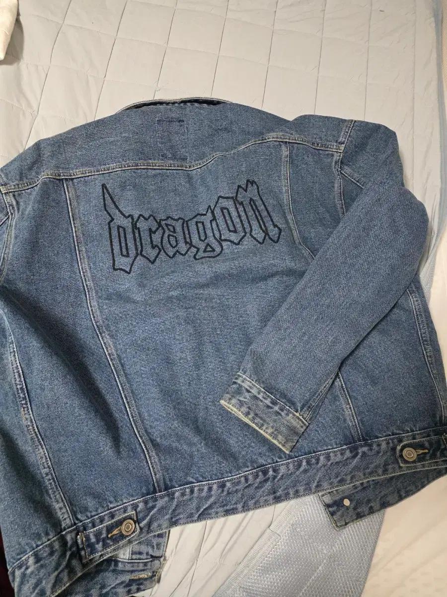 GD's PICK 에잇세컨즈 데님자켓 오버핏