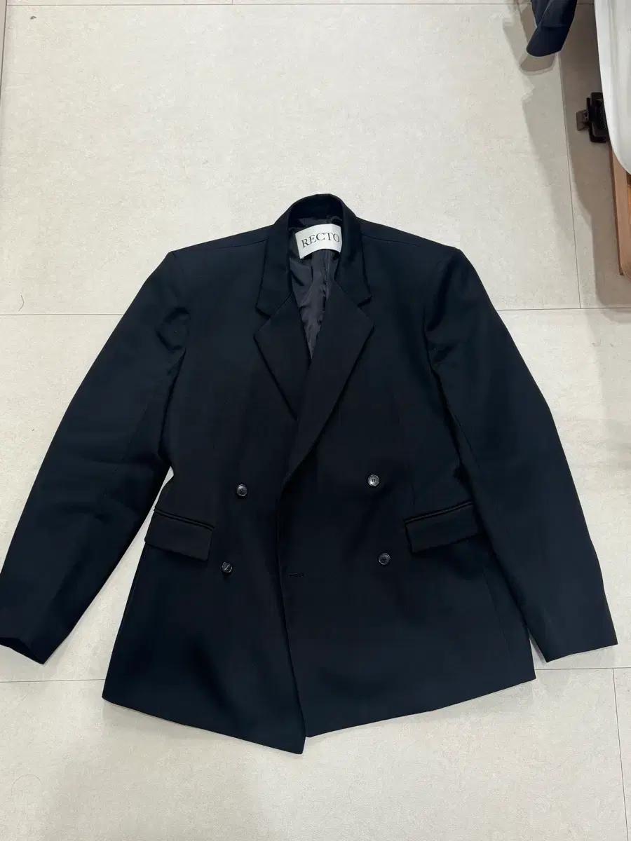 (실착 2회) 렉토 24fw 듄 아워글래스 자켓 블랙 L