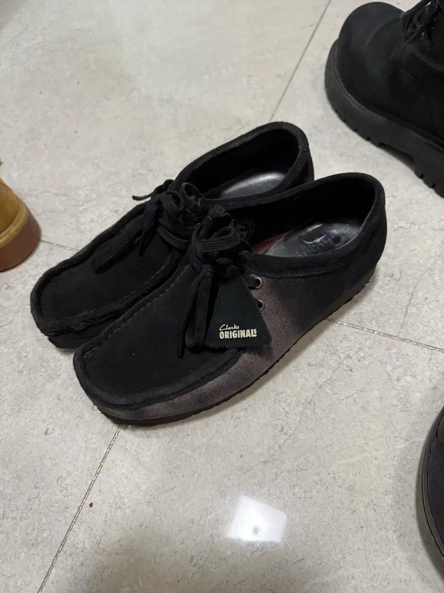 지용킴 클락스 UK7 260
