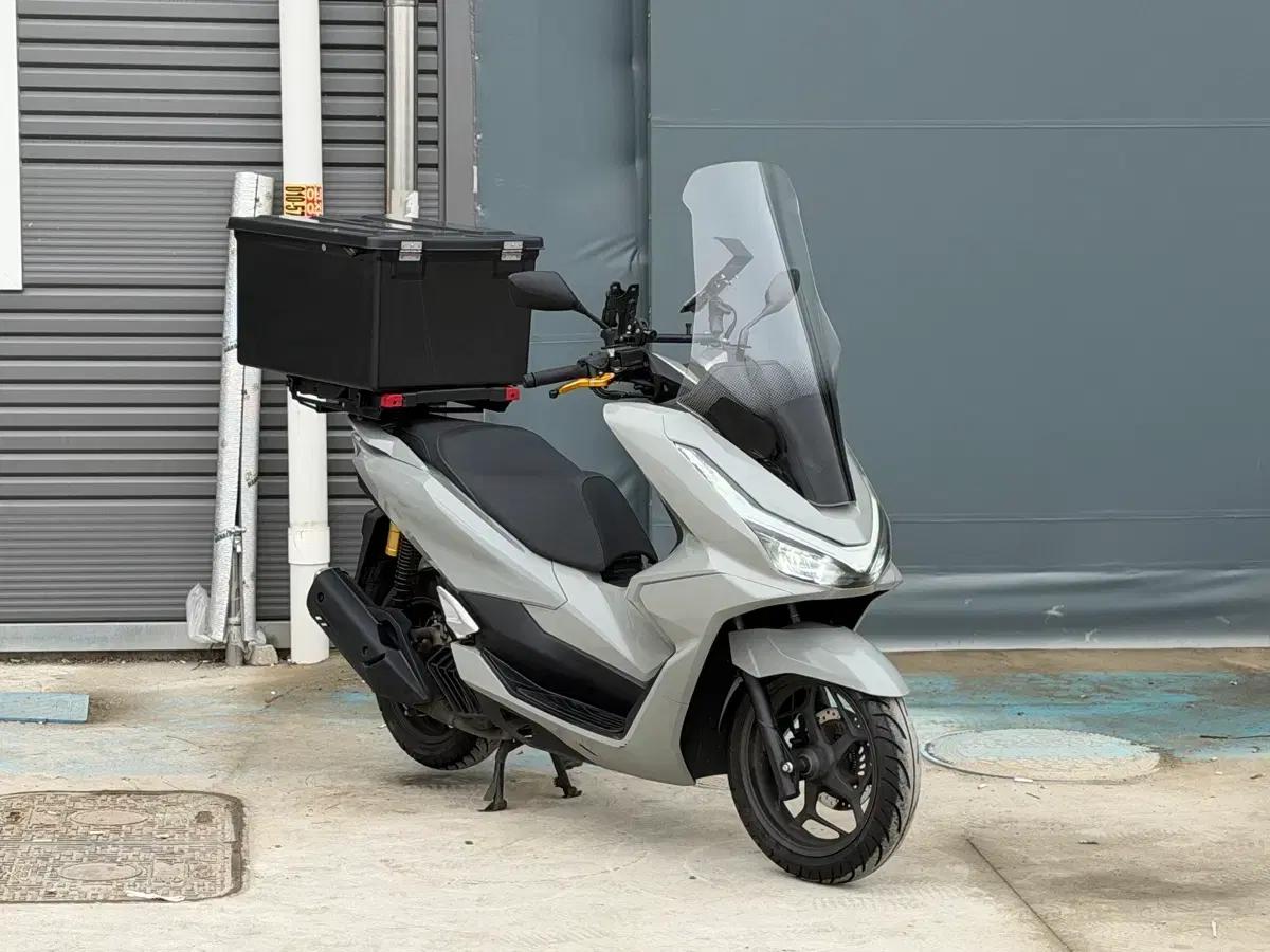 25년식 혼다 PCX125 판매합니다