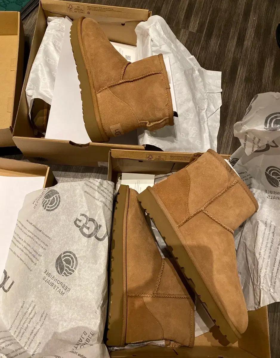 미국 어그 UGG 240