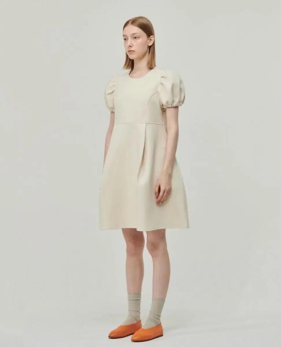마이스 mais BALLOON TUCK DRESS 원피스