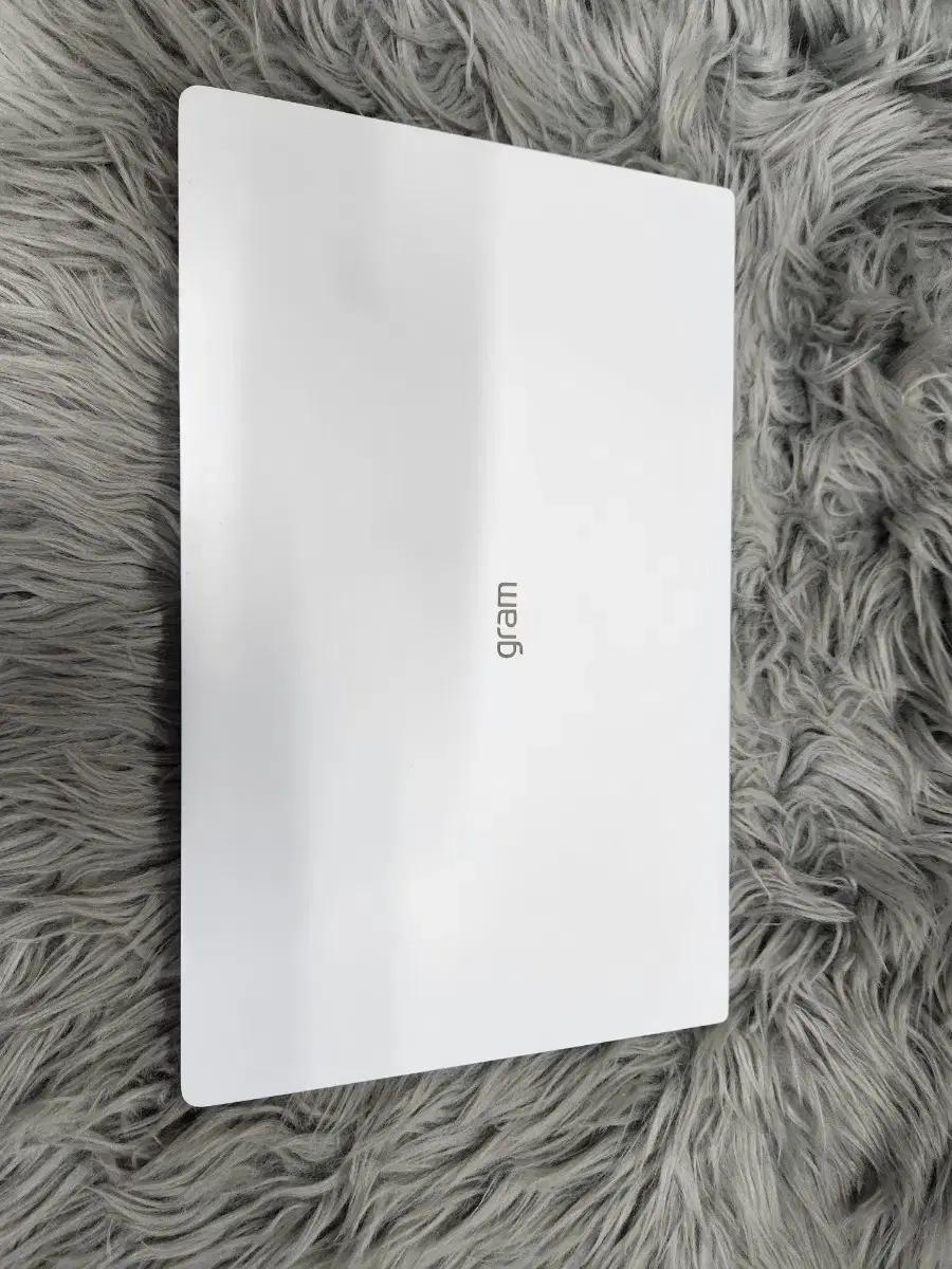 LG 그램 15인치 i5 노트북 엑셀한글  캐드 포토샵 일러스트