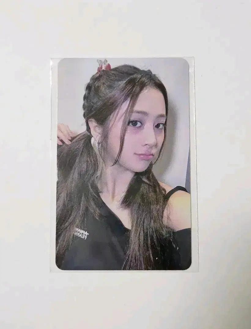 르세라핌 허윤진 포카