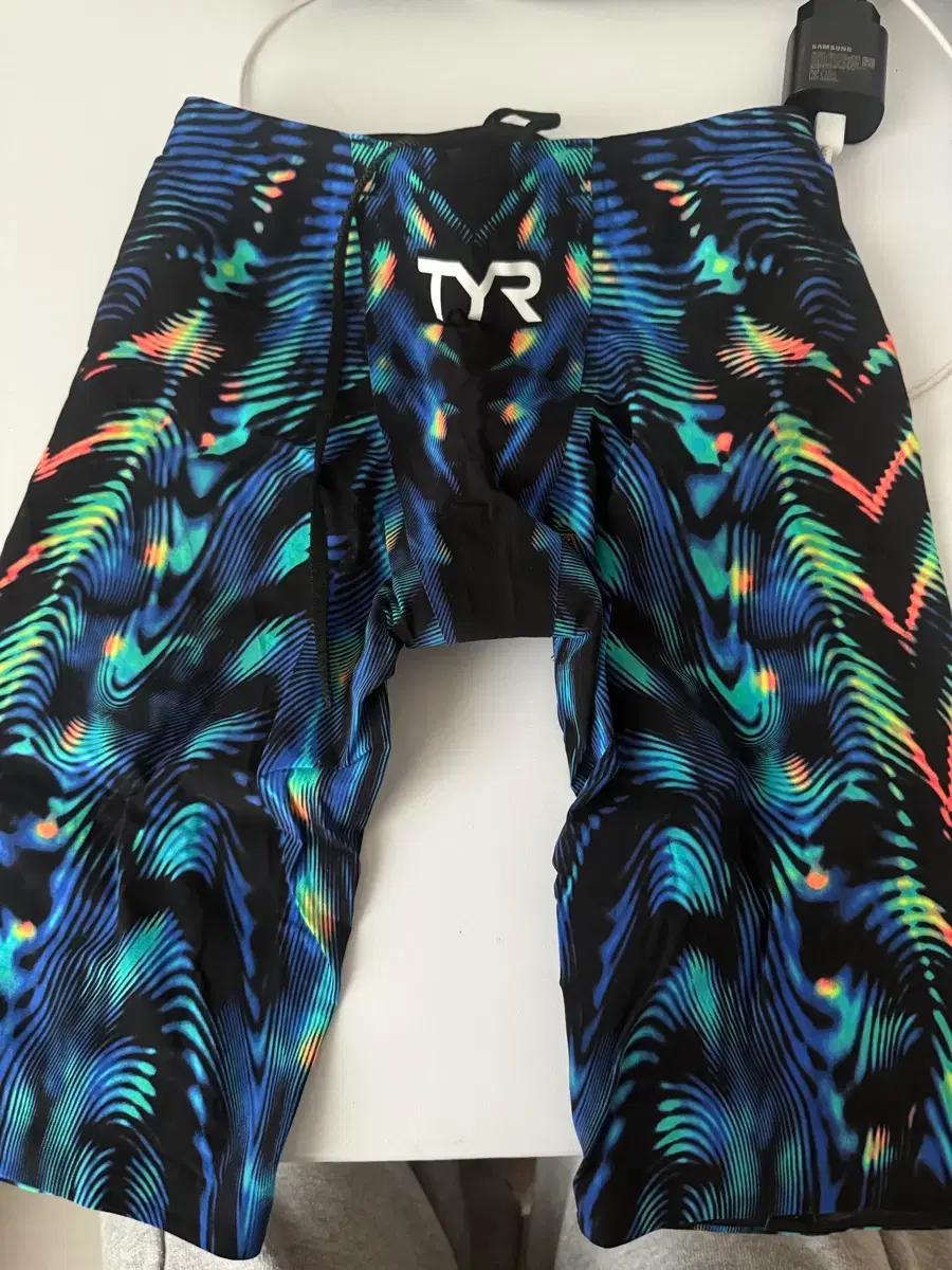 TYR 티어 벤조 대회복