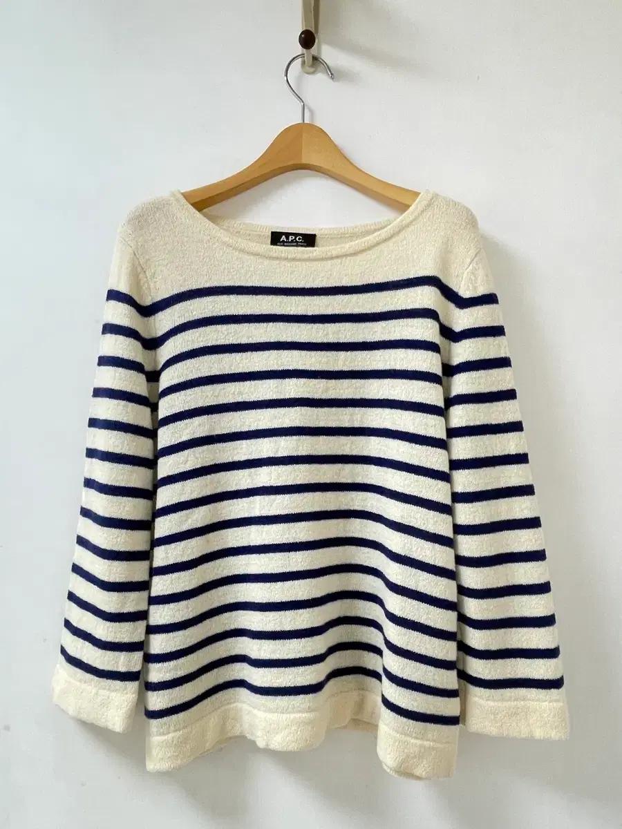 A.P.C. 스트라이프 니트 L