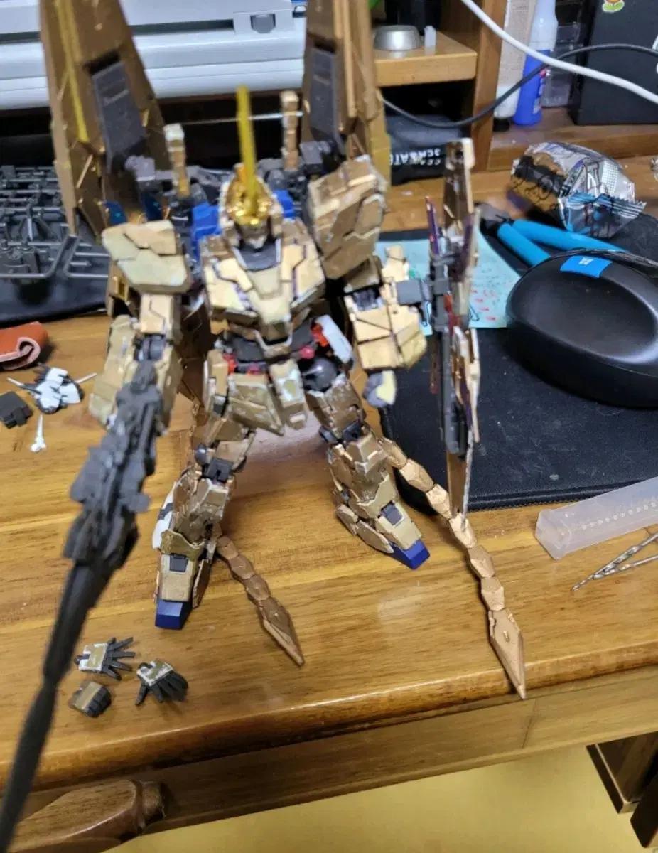 rg 유니콘 건담 페넥스 개조작