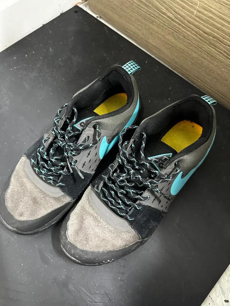 나이키 acg 정품 알더로우