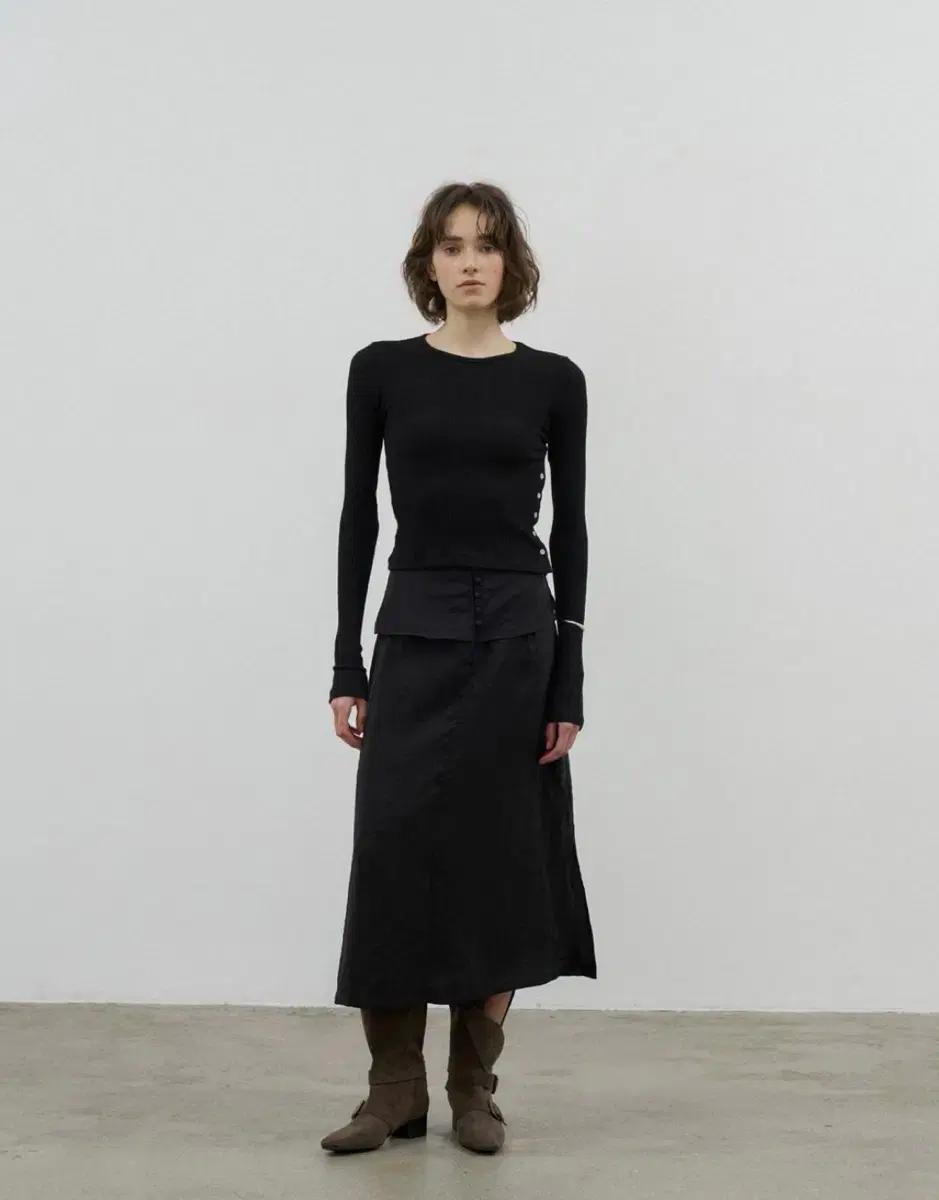 (새상품)포에토 foeto Gleam layered skirt black