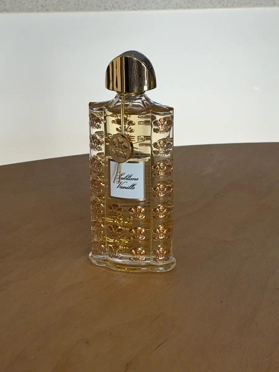 크리드 로열익스클루시브 서브라임 바닐라 75ml 향수