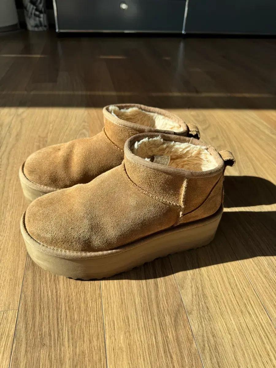 [UGG] 어그 플랫폼 미니 부츠 US7