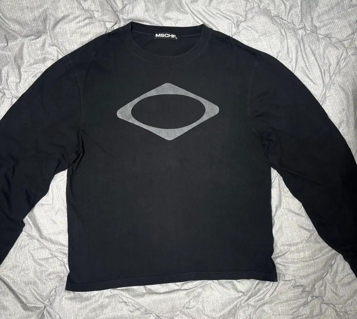 미스치프 롱슬리브 L 팔아요