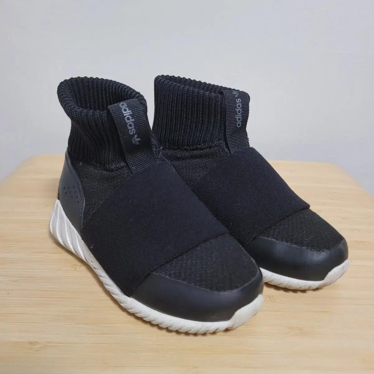 (125) ADIDAS 아디다스 키즈 튜블라 둠