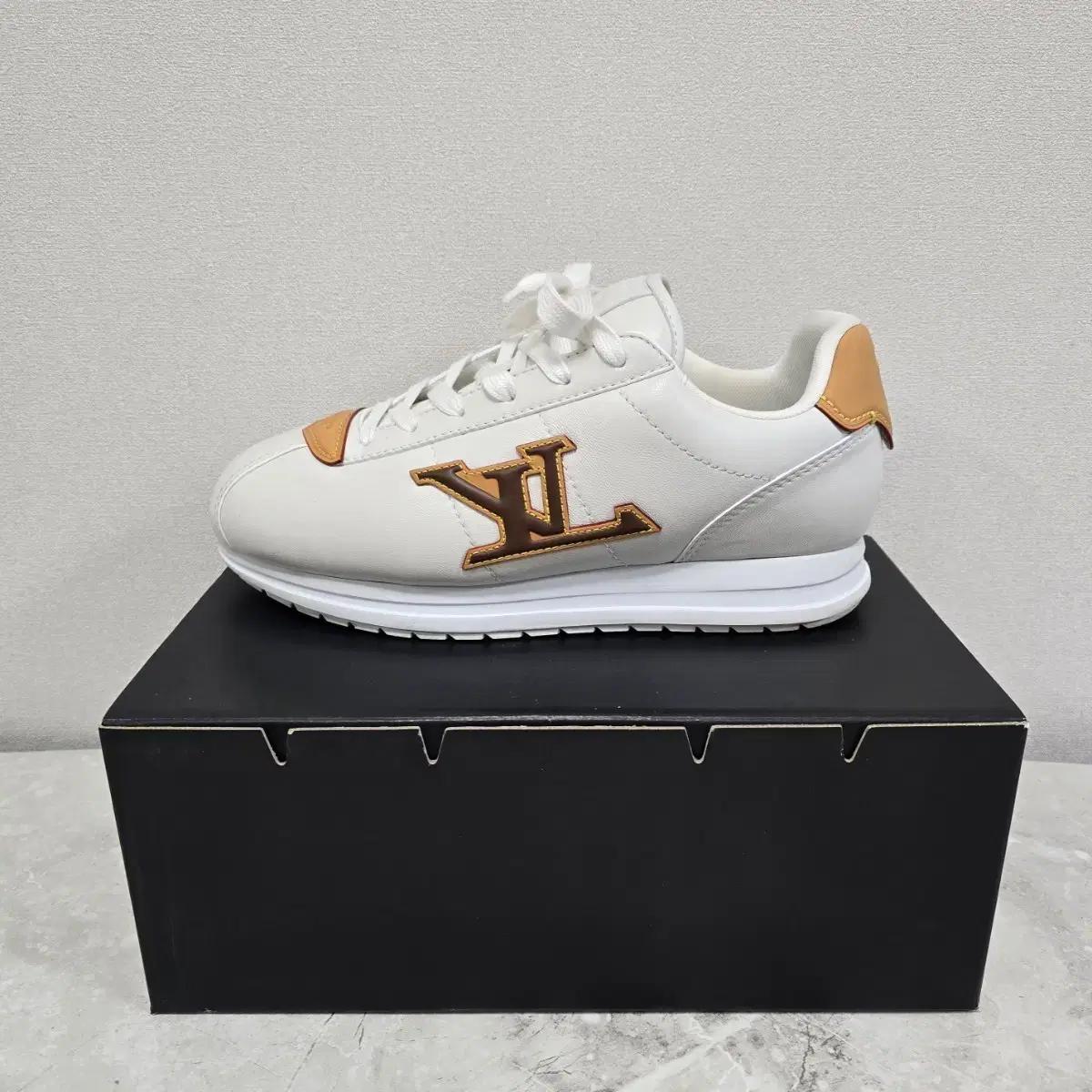 25fw 루이비통 LV 버터소프트 스니커즈 신발 9사이즈 280 285