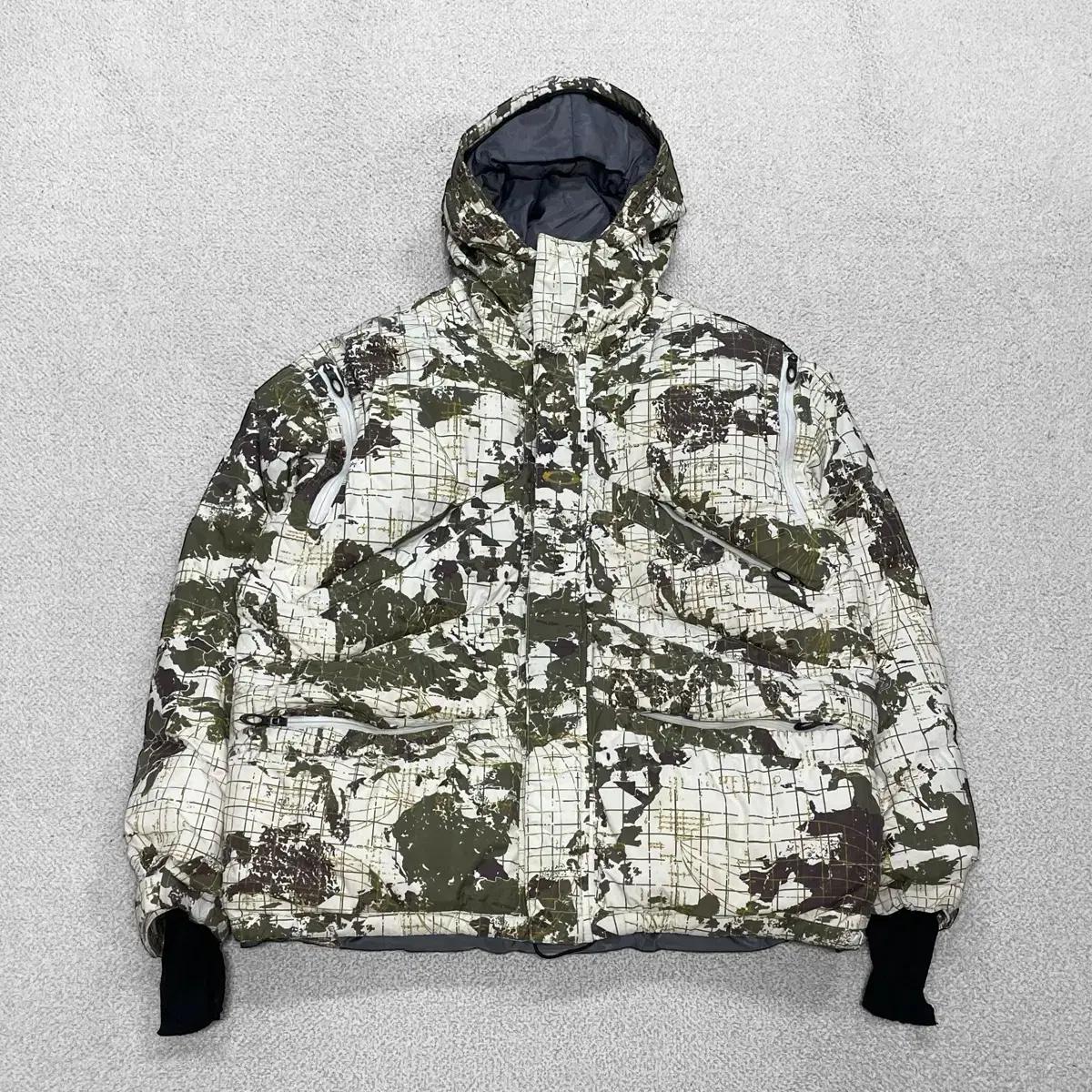오클리 Oakley 00s 월드맵 하이드로 퓨어 패딩 자켓