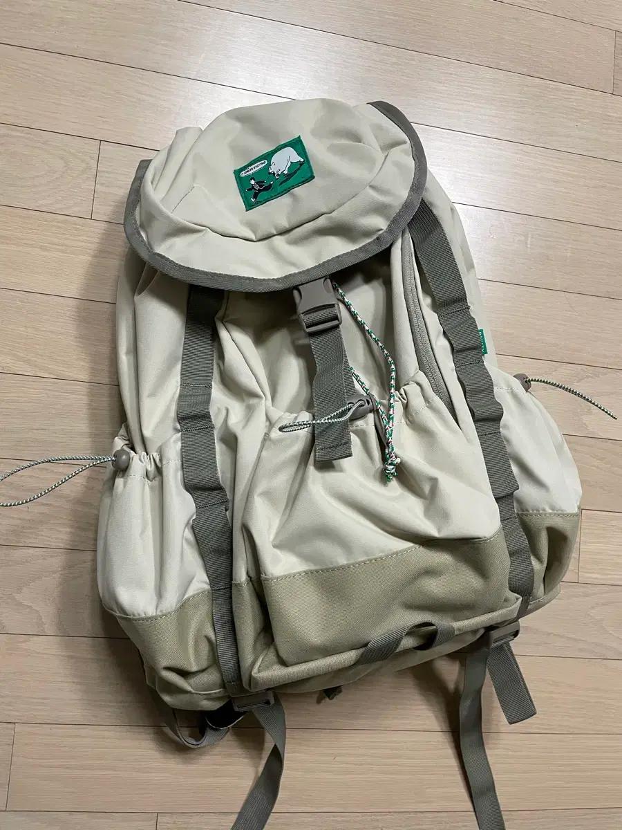 패리티 백팩