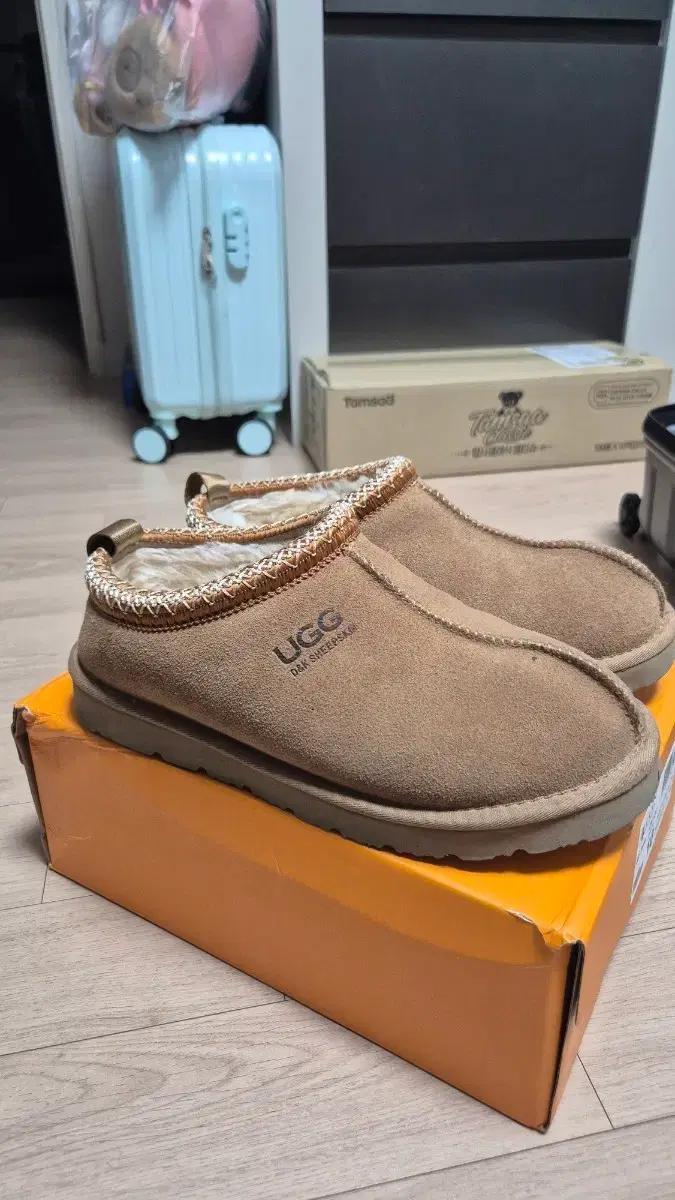 UGG 어그 타스만 체슈넛 uk8 270 상태굿