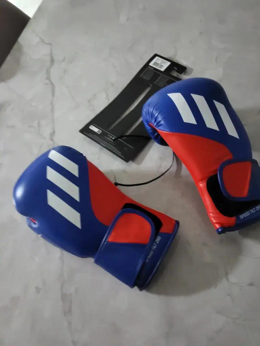 네고 가능 아디다스 speed 틸트 250 복싱 글러브 12oz