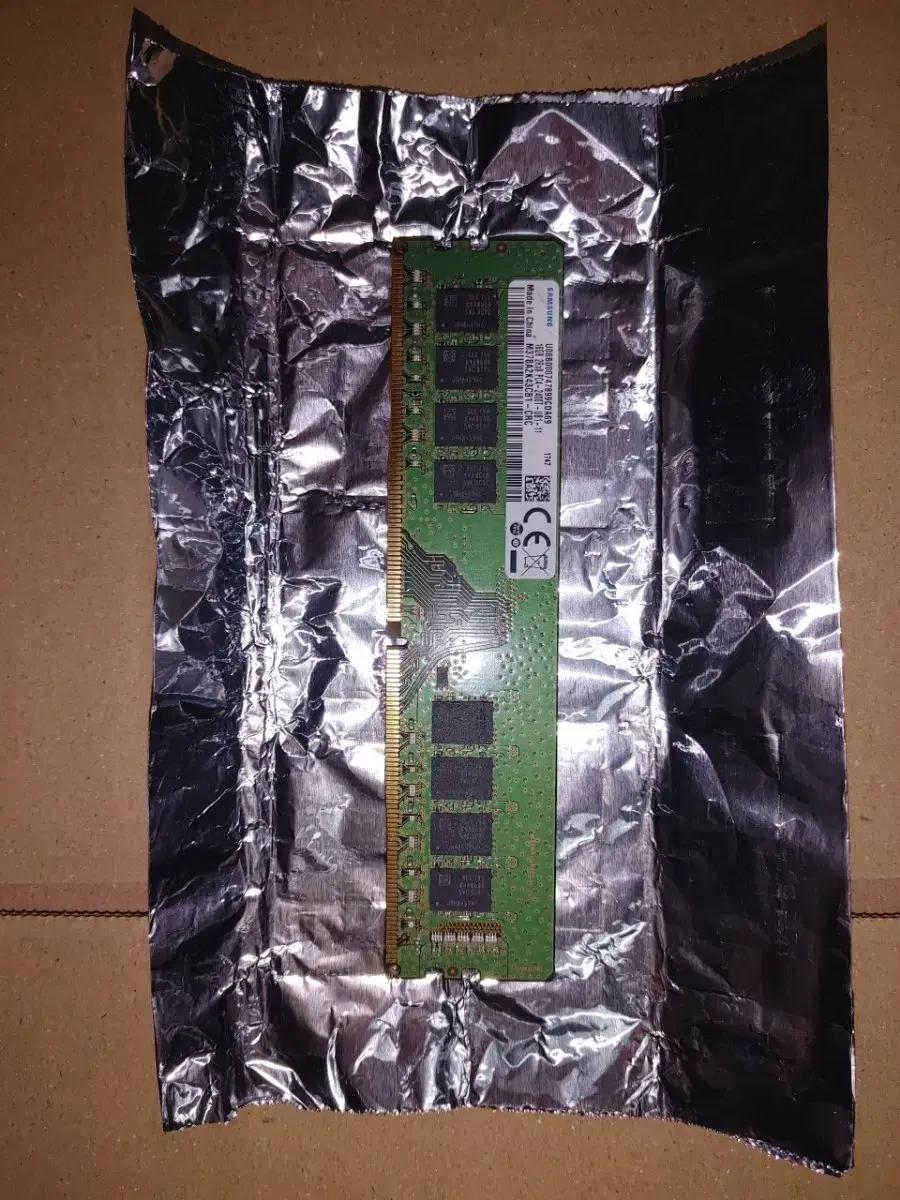 삼성 16GB DDR4 2400T 데스크탑 램