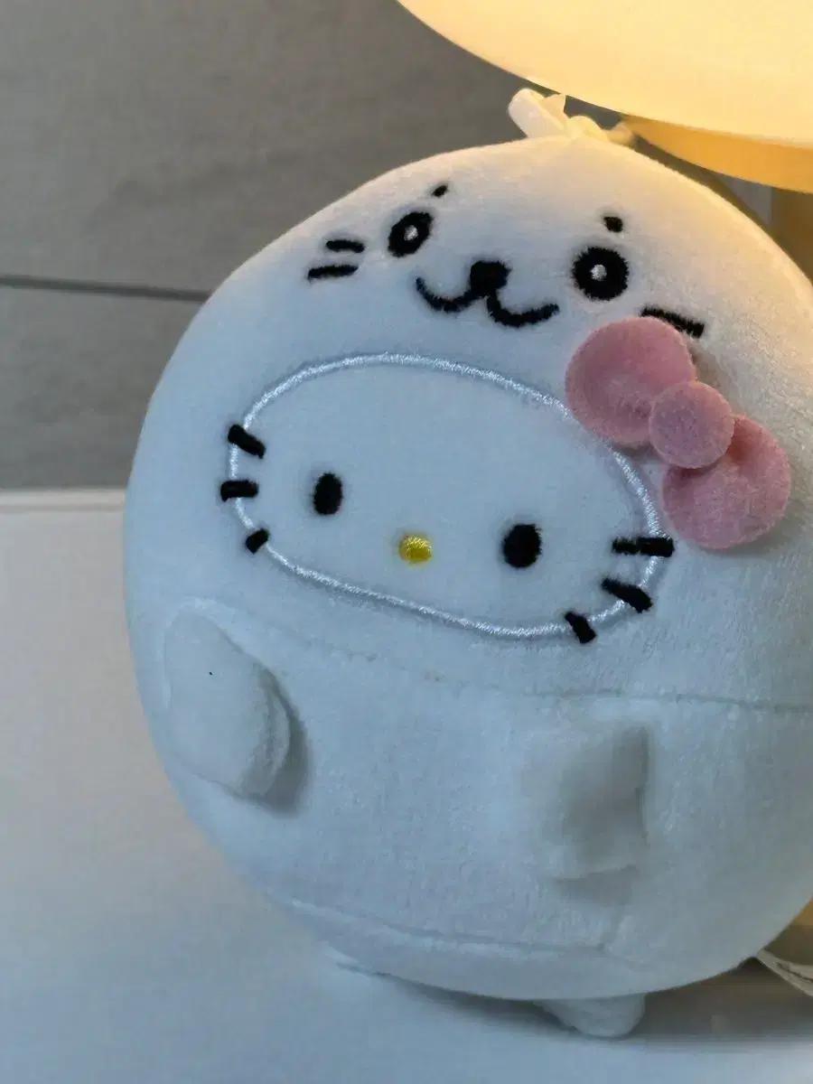 다이소 헬로키티 인형 키링