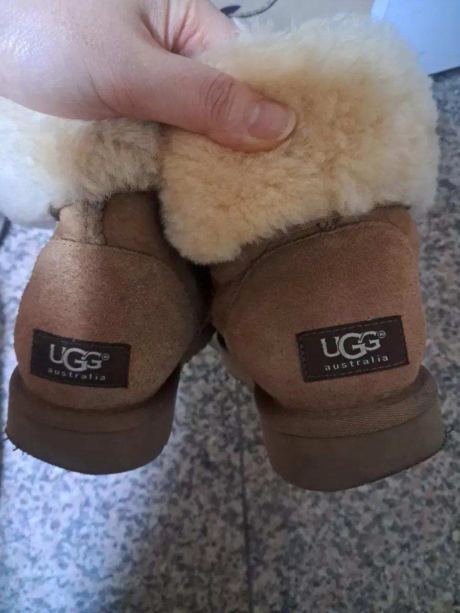UGG 발목어그부츠 240