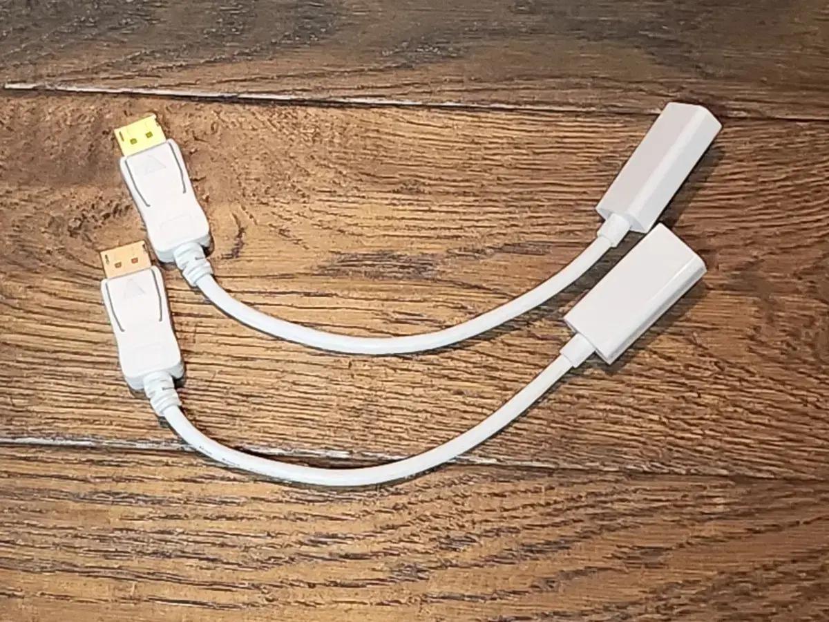 디스플레이포트 to HDMI 젠더 케이블 화이트