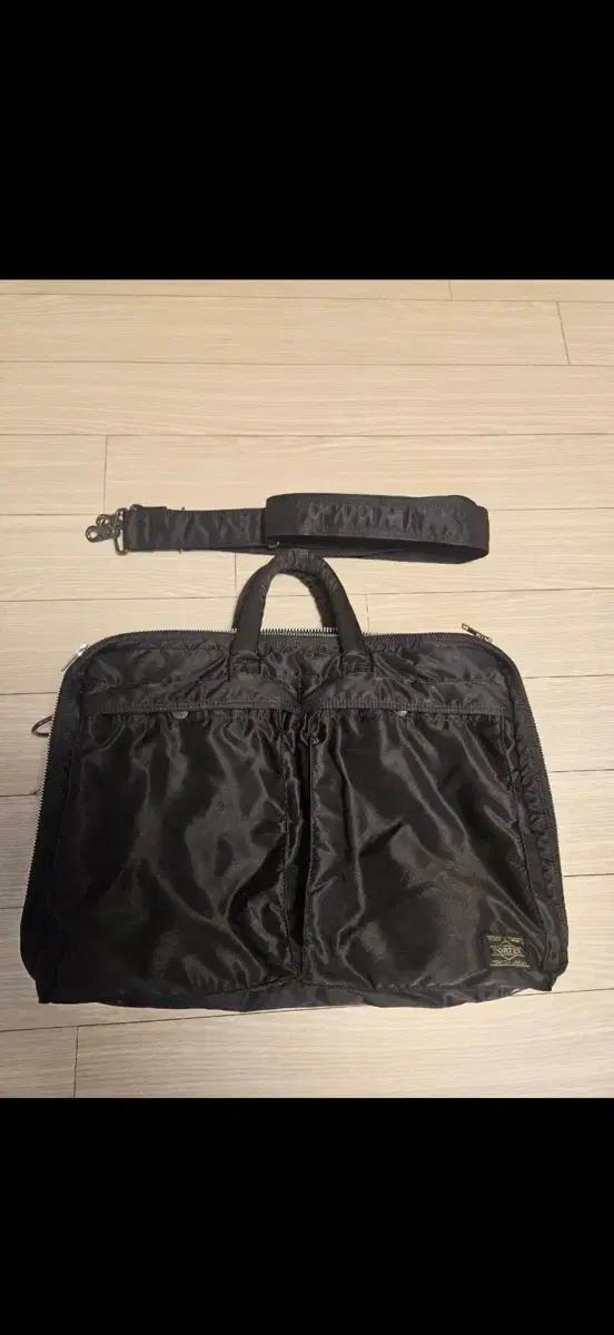 요시다 포터 탱커 투웨이 브리프 케이스 판매합니다