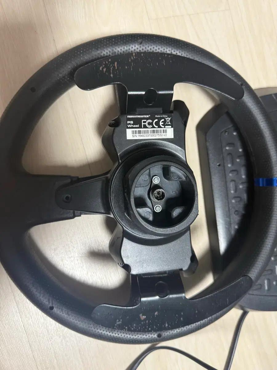 Thrustmaster PS Wheel 레이싱 휠 t300rs