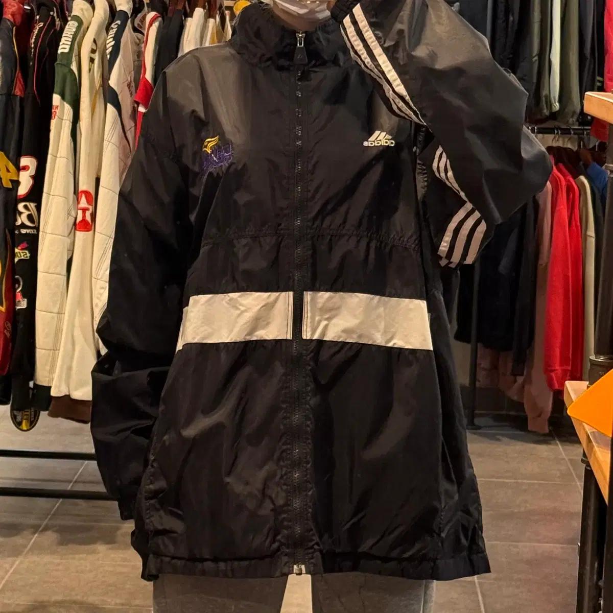 [NO.9]adidas 바람막이