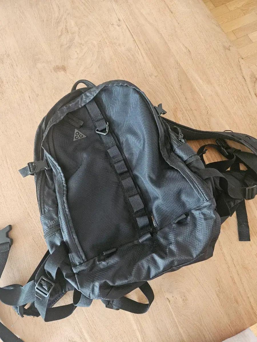 나이키 ACG 카스트 블랙 백팩 고프코어 아메카지 등산