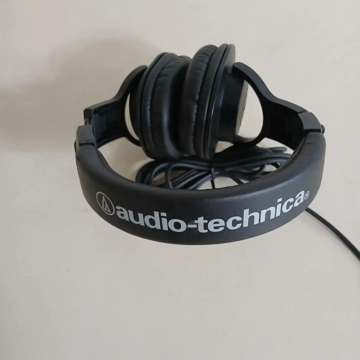 AUDIO TECHNICA  ATH-M20x 헤드폰