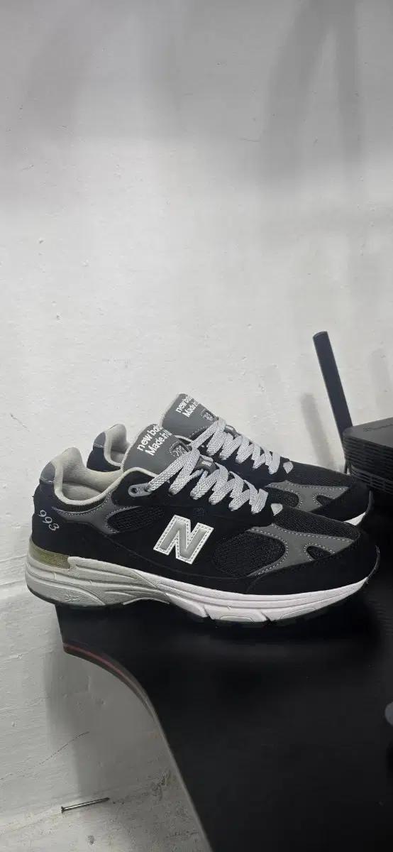 뉴발란스 993 블랙 Made in USA 운동화 240