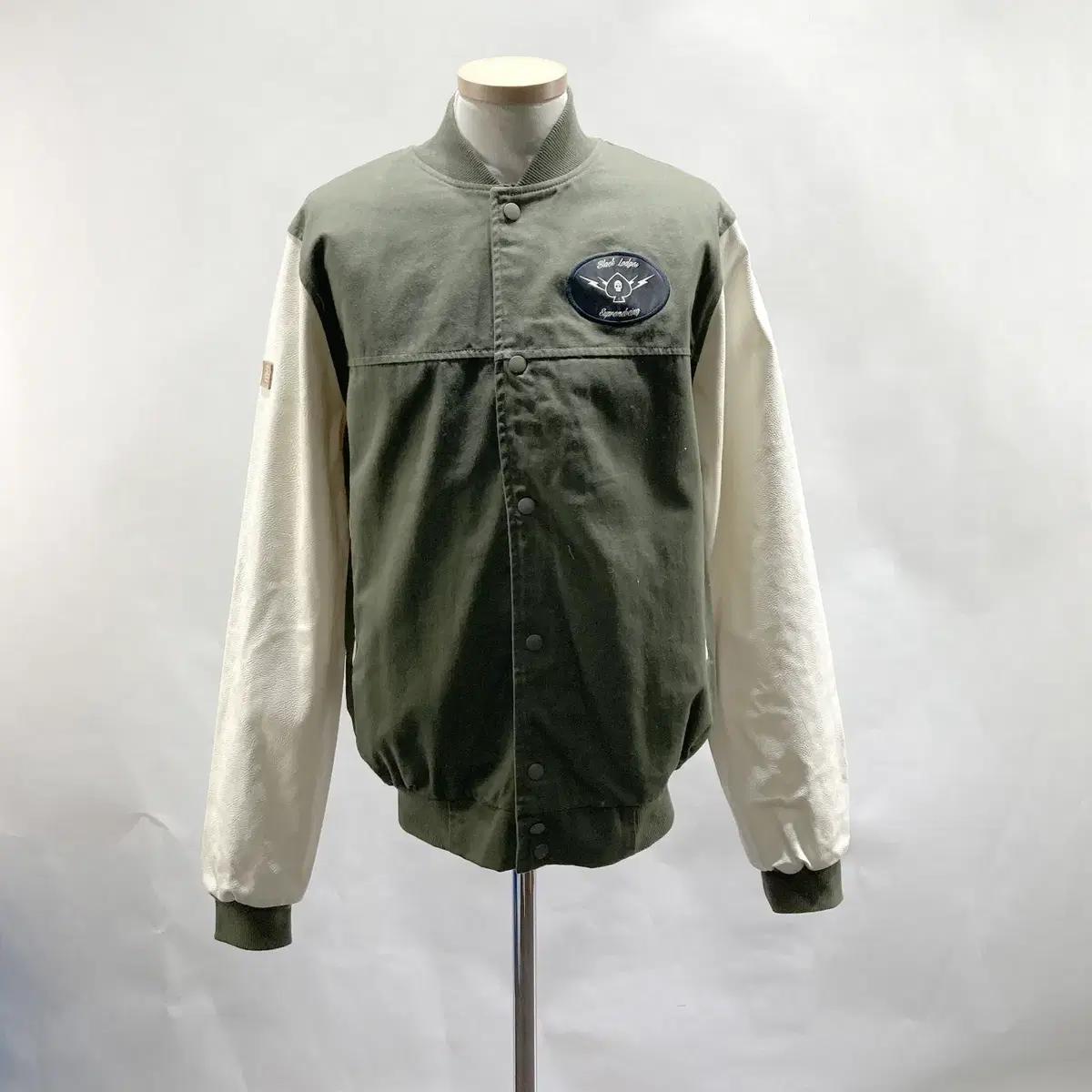 SUPREMEBEING 남성캐주얼자켓 M 영구제